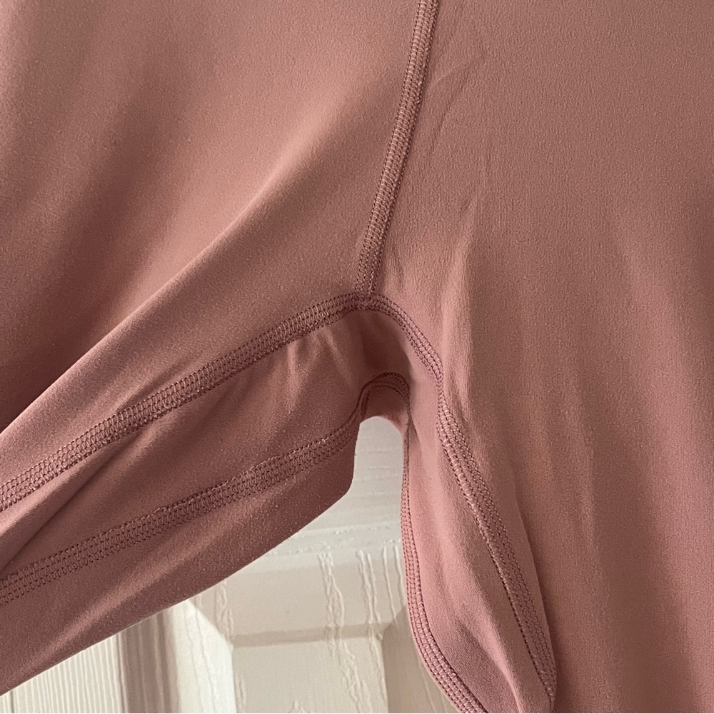 Lululemon Align 3/4 Crop Leggings. Size 6, light pink/rose color. - Picture 3 of 7